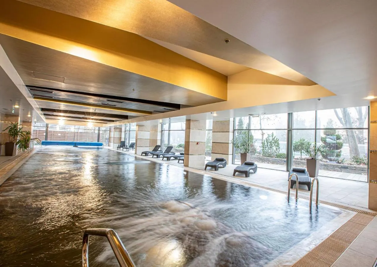 Hotel Divinus Debrecen