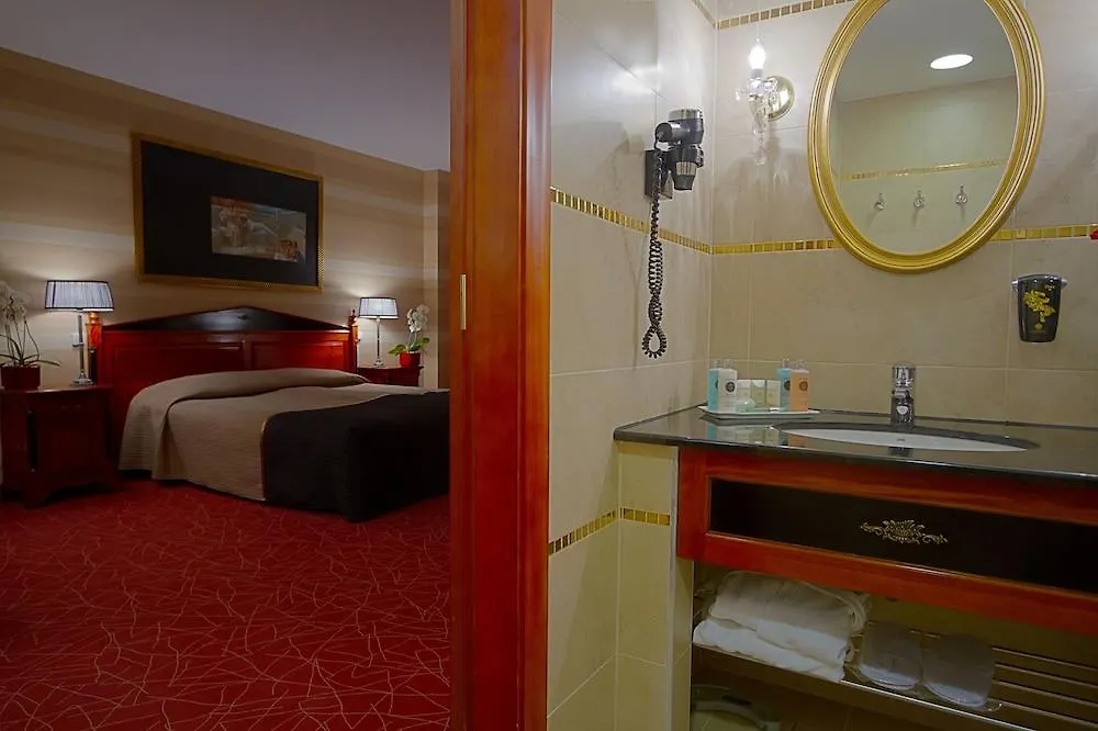 Hotel Divinus Debrecen
