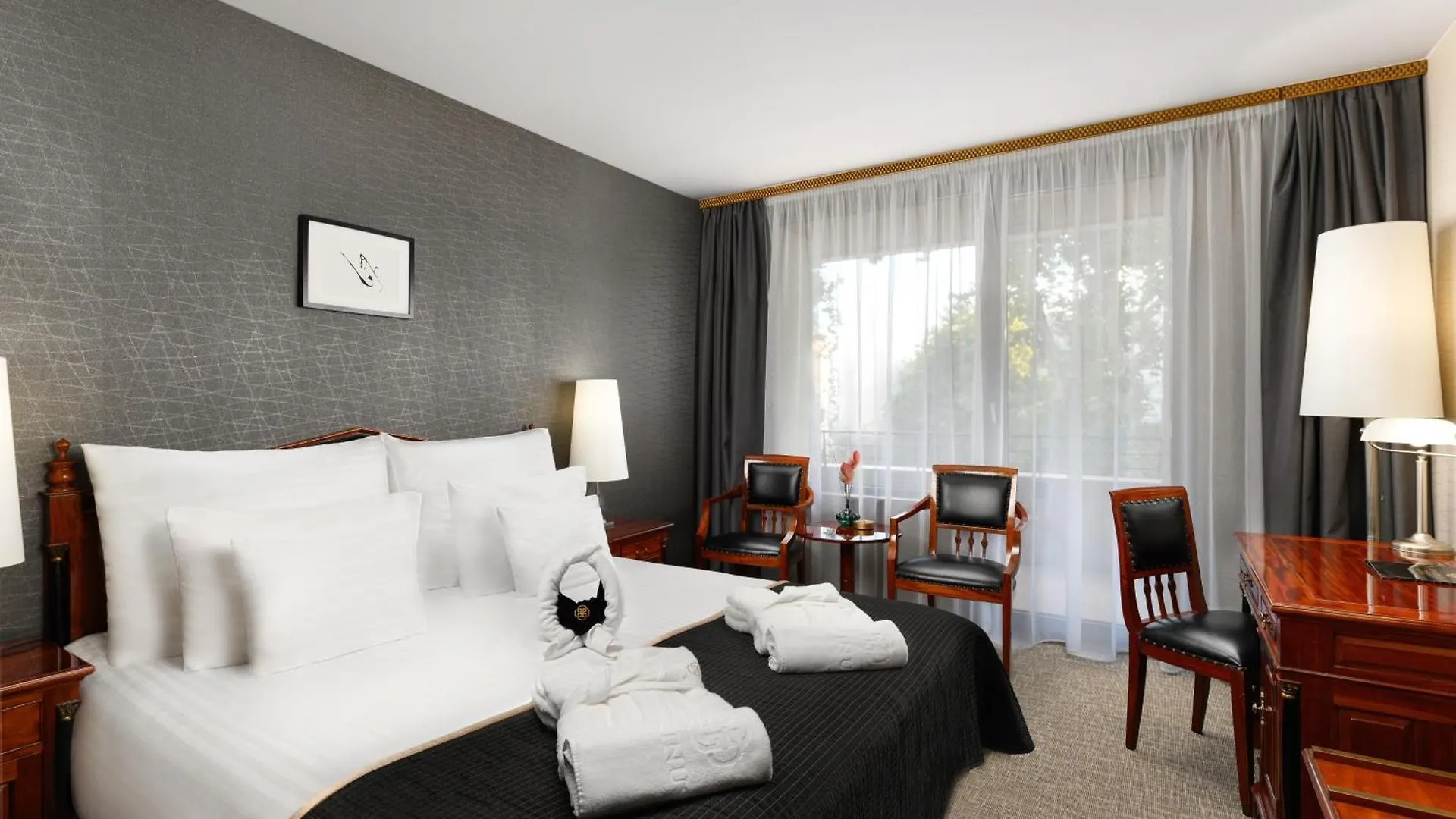 Hotel Divinus Debrecen