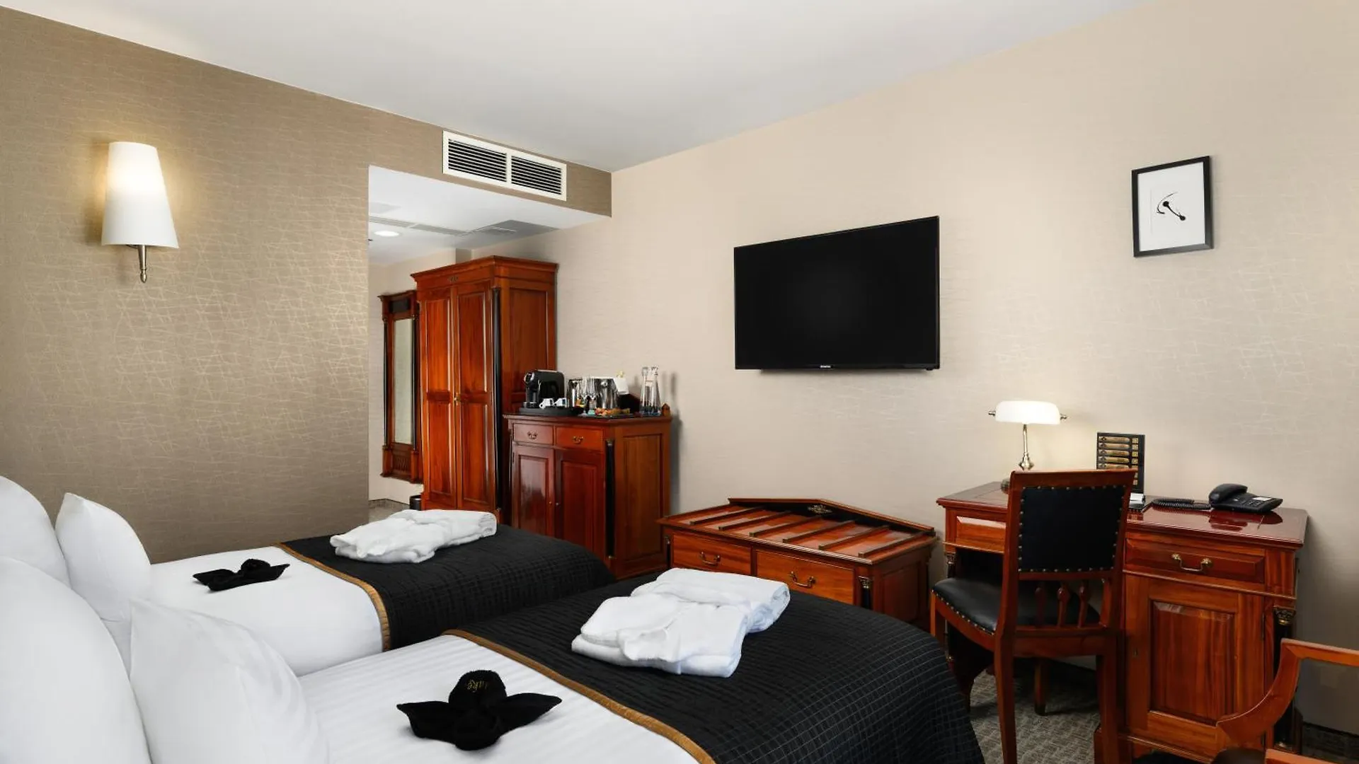 Hotel Divinus Debrecen
