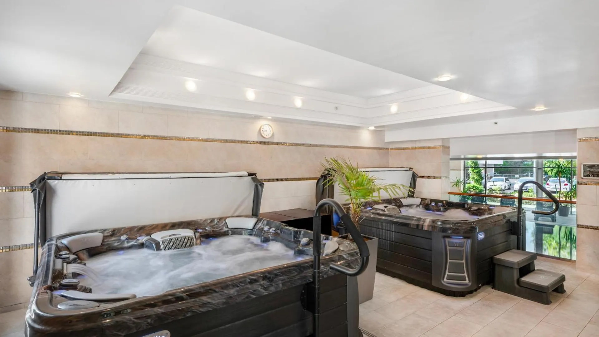 *****  Hotel Divinus Debrecen Hungary