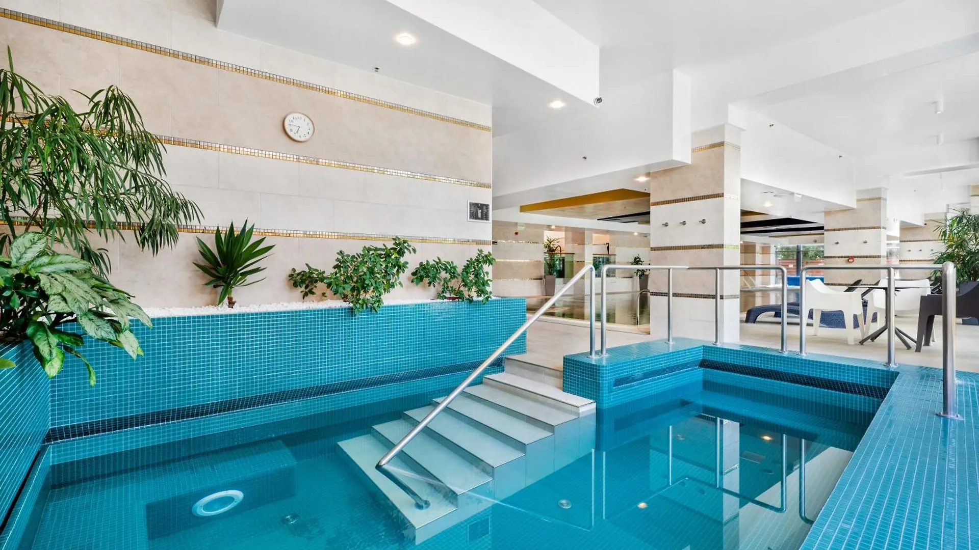 Hotel Divinus Debrecen 5*,